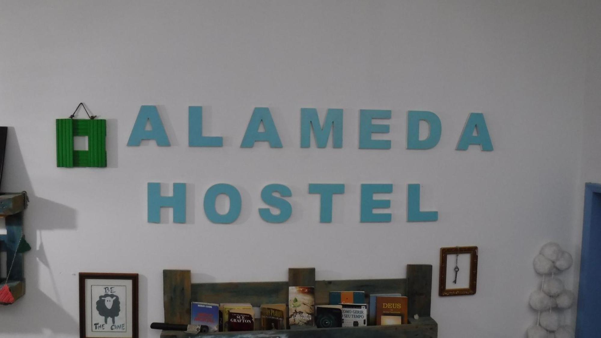 Alameda Hostel Portimao Luaran gambar