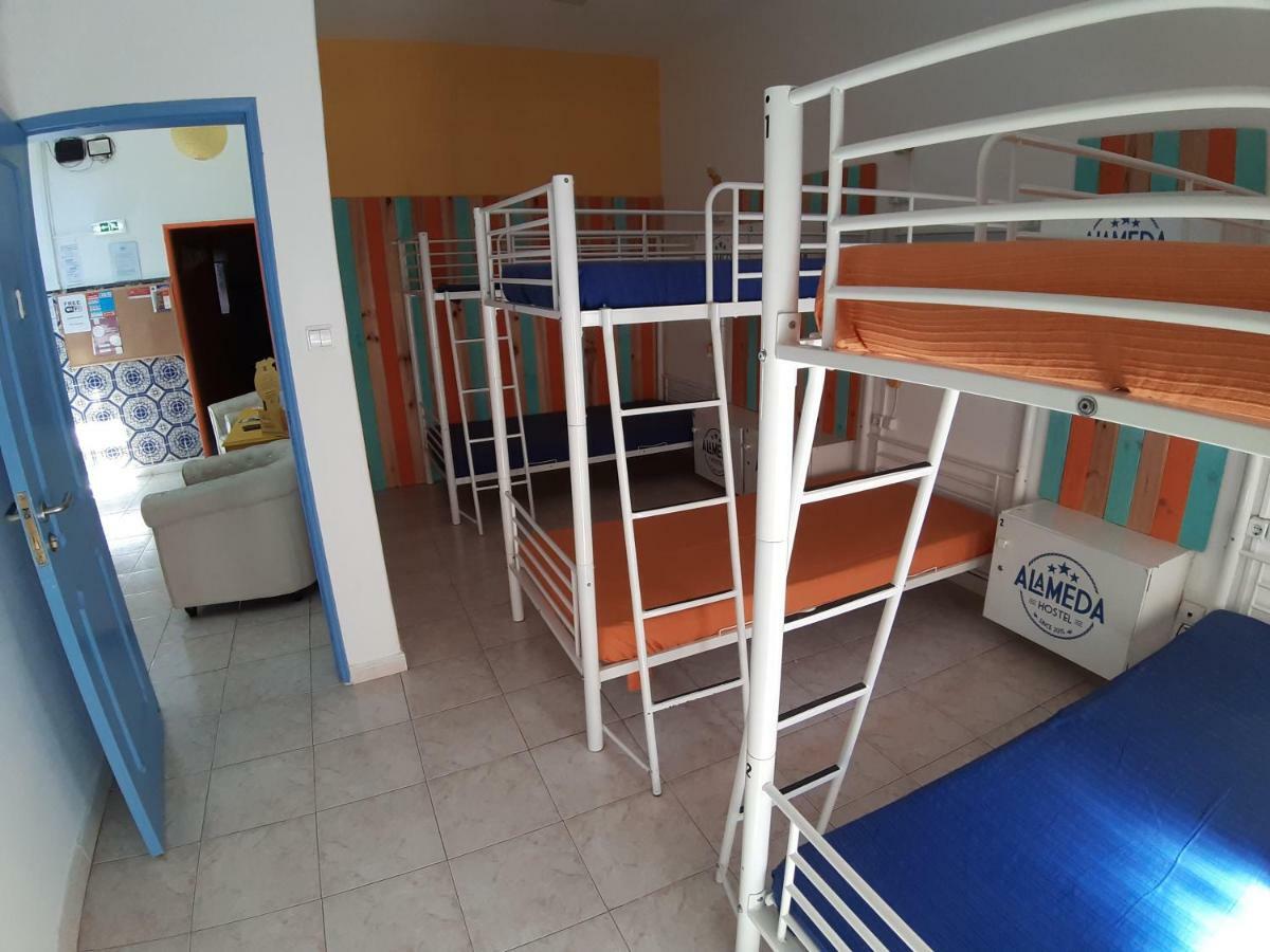 Alameda Hostel Portimao Luaran gambar