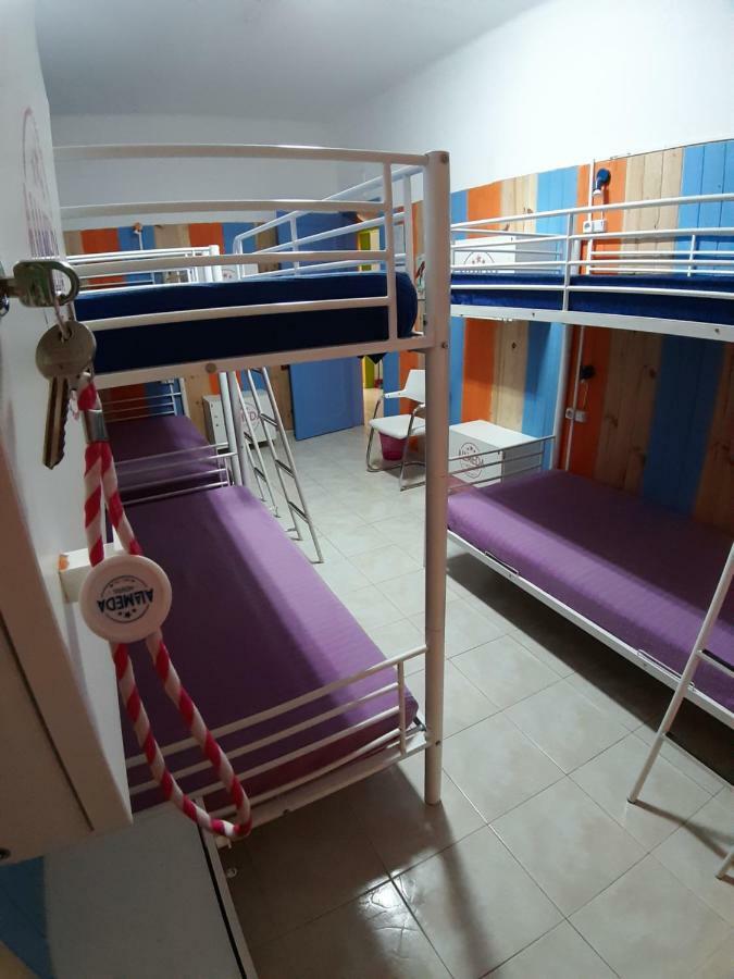 Alameda Hostel Portimao Luaran gambar